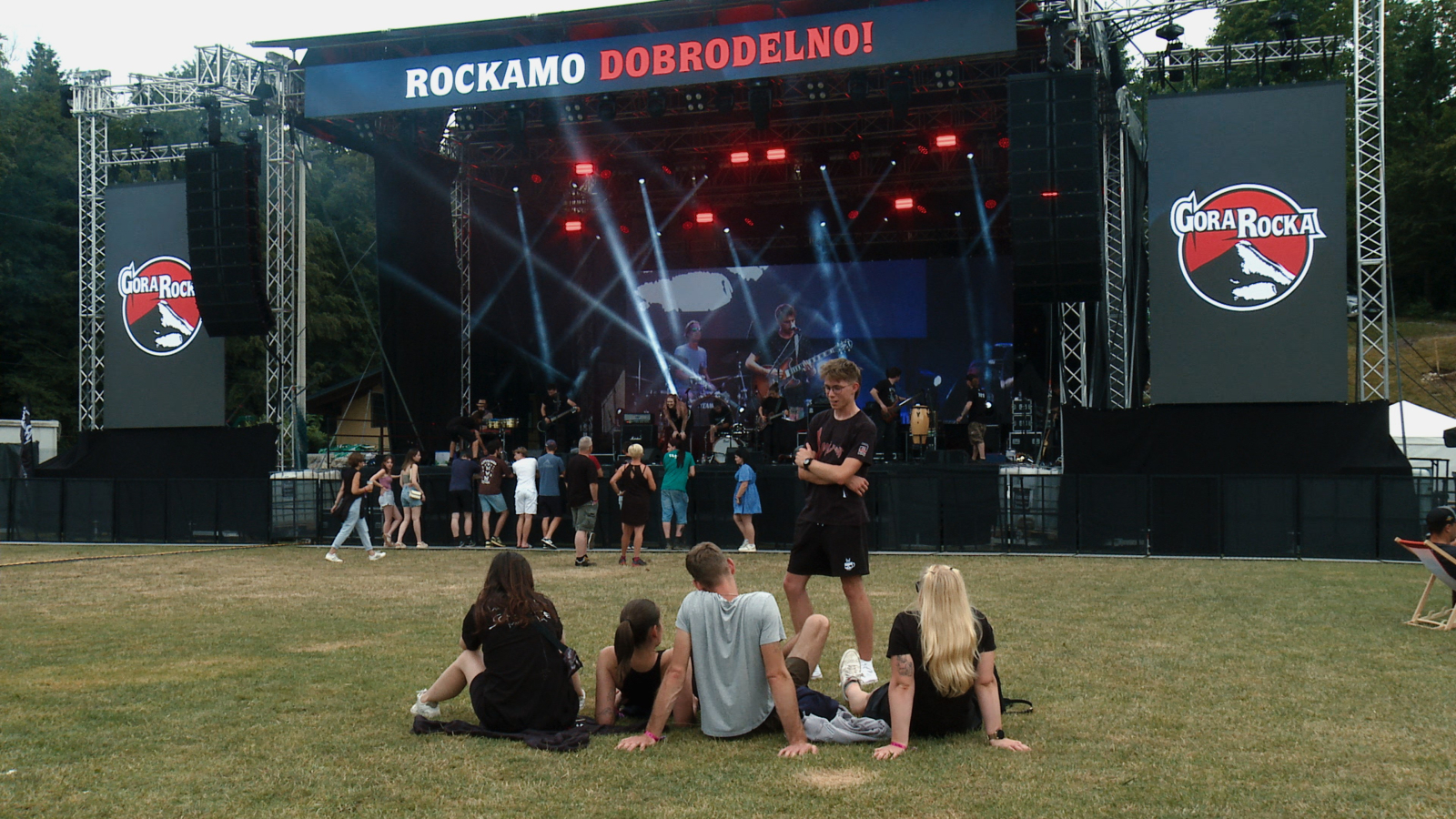 KLJUB IZZIVOM ŠE VEDNO DOBRODELNI